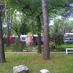 Valdor Camper & Pitch