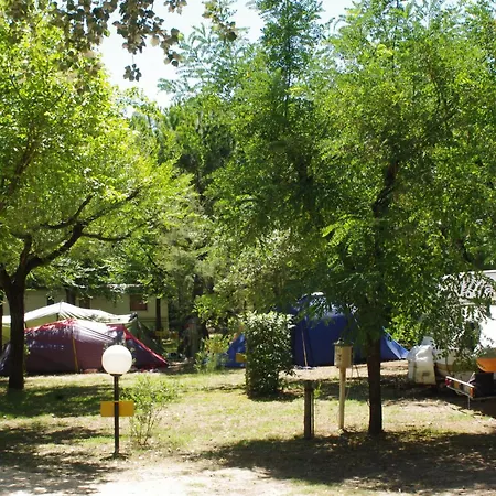 Valdor Camper & Pitch Campeggio *